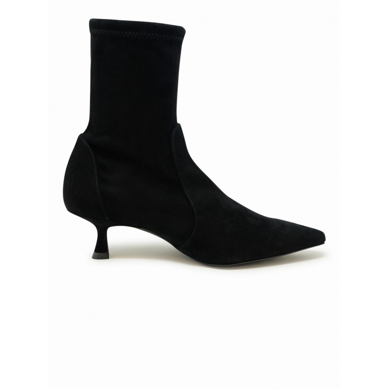 STUART WEITZMAN SJ403 BLACK SUEDE NAOMI 50 BOOTIE