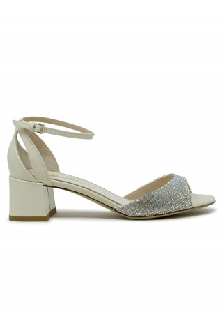 NINALILOU 351022B5/23 IVORY PATENT SANDALS