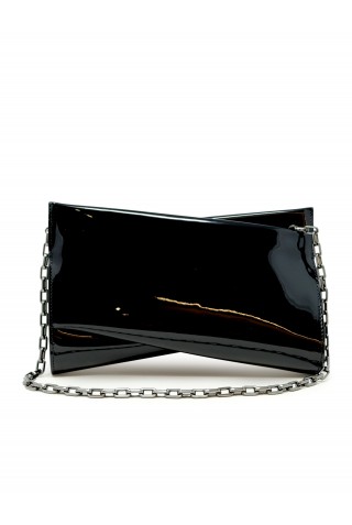 CHRISTIAN LOUBOUTIN 3245151 BK01 BLACK PATENT LOUBITWIST CLUTCH BAG