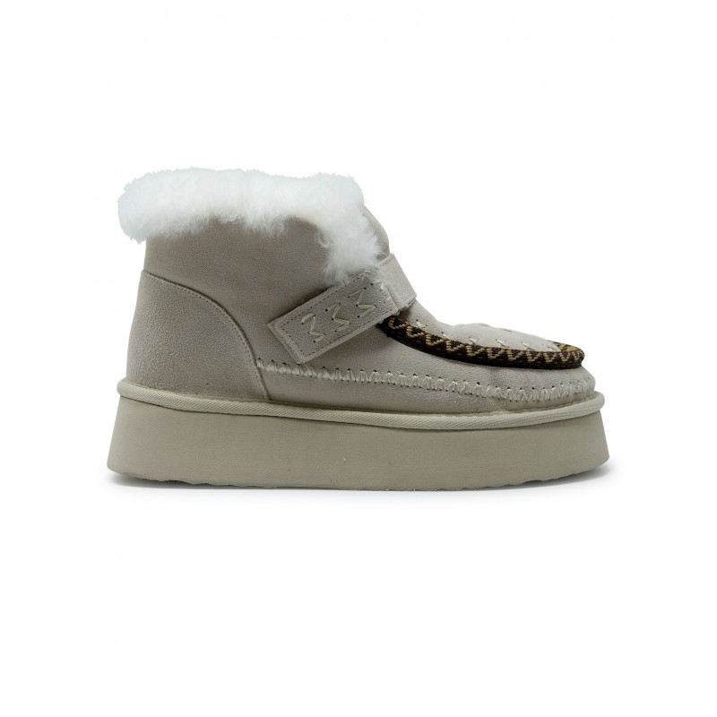 MAX&MOI H25 ALPINE LEATHER BOOTS AVEC BRODERIE ET POMPOM