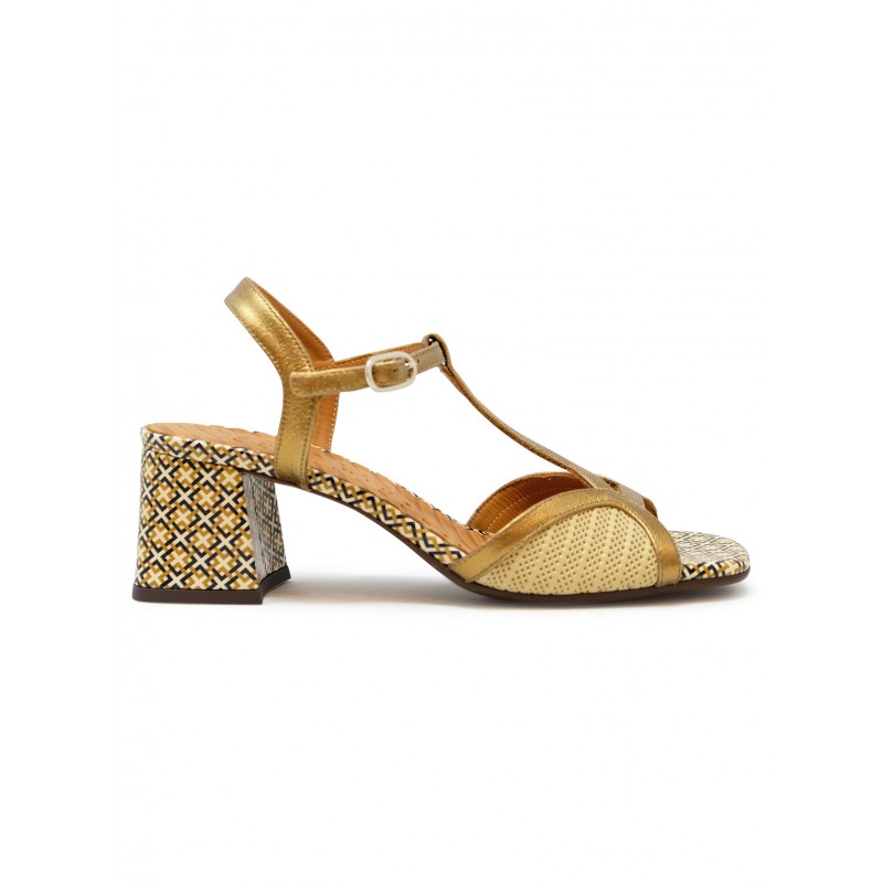 CHIE MIHARA CREAM LEATHER LIPIKA SANDALS